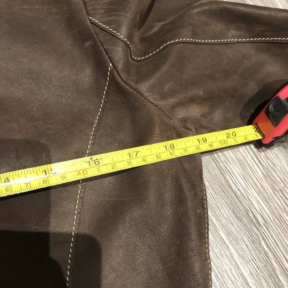 Leather jacket -Roots - Picture 7 of 10